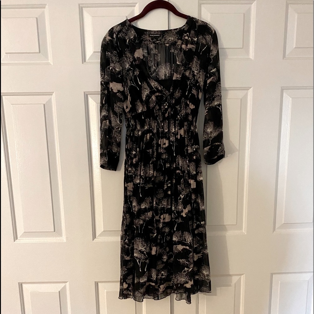 BEAUTIFUL Club Monaco dainty dress with slip